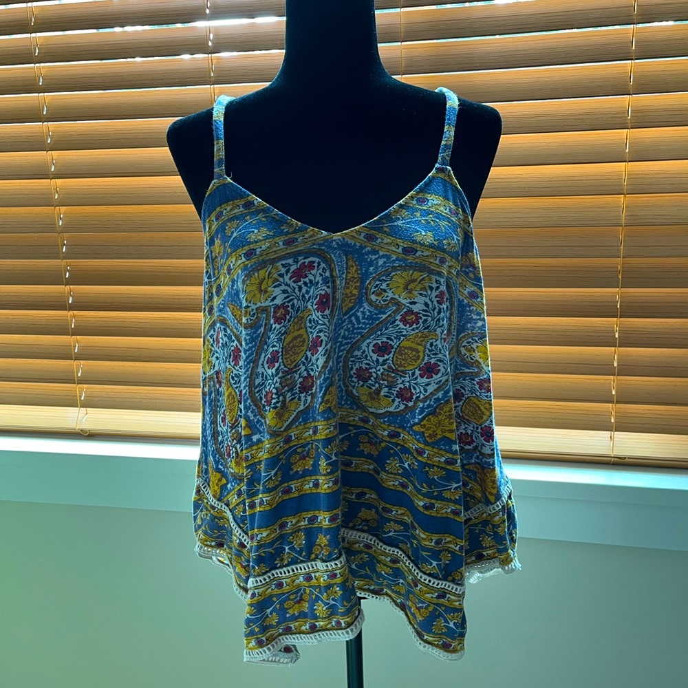 Lucky Brand top